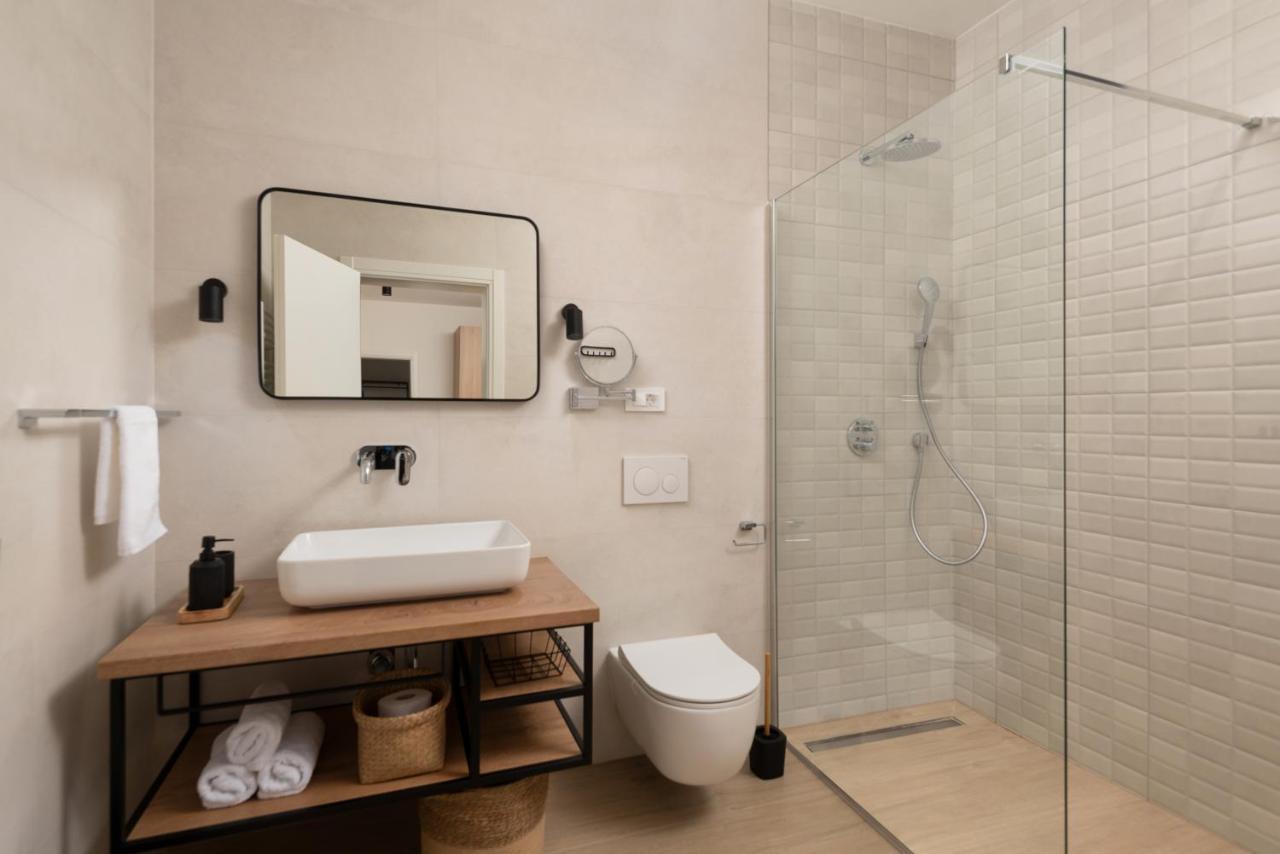 Oak House Villa Brusane Bagian luar foto