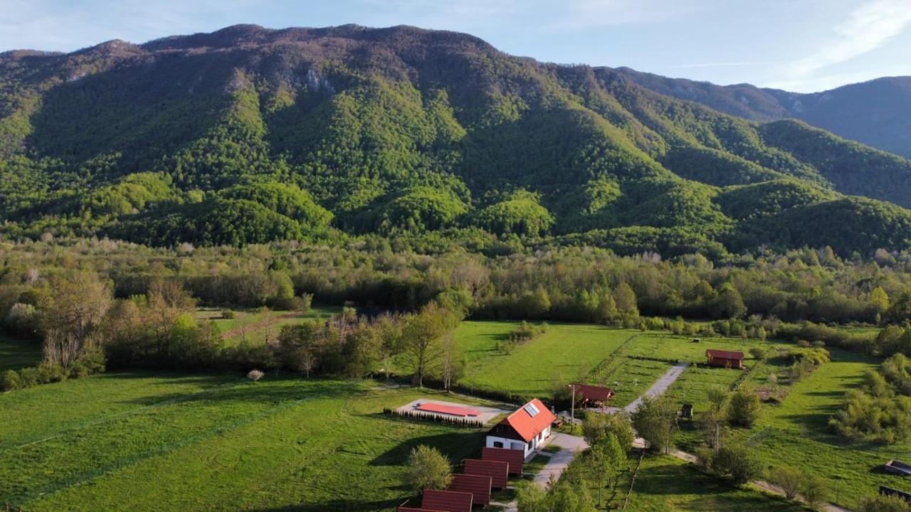 Oak House Villa Brusane Bagian luar foto