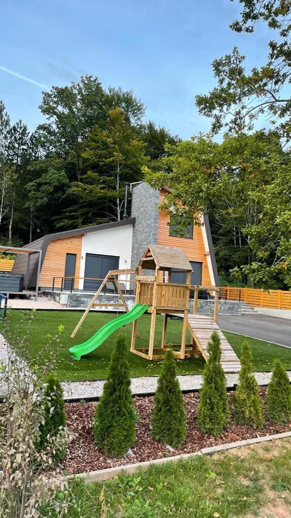 Oak House Villa Brusane Bagian luar foto