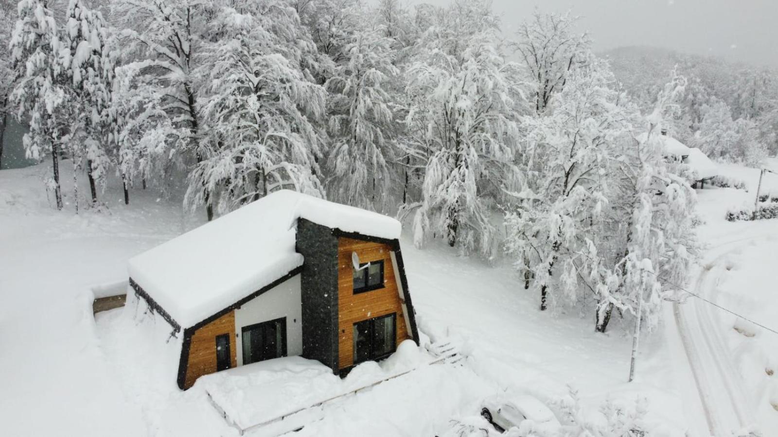 Oak House Villa Brusane Bagian luar foto