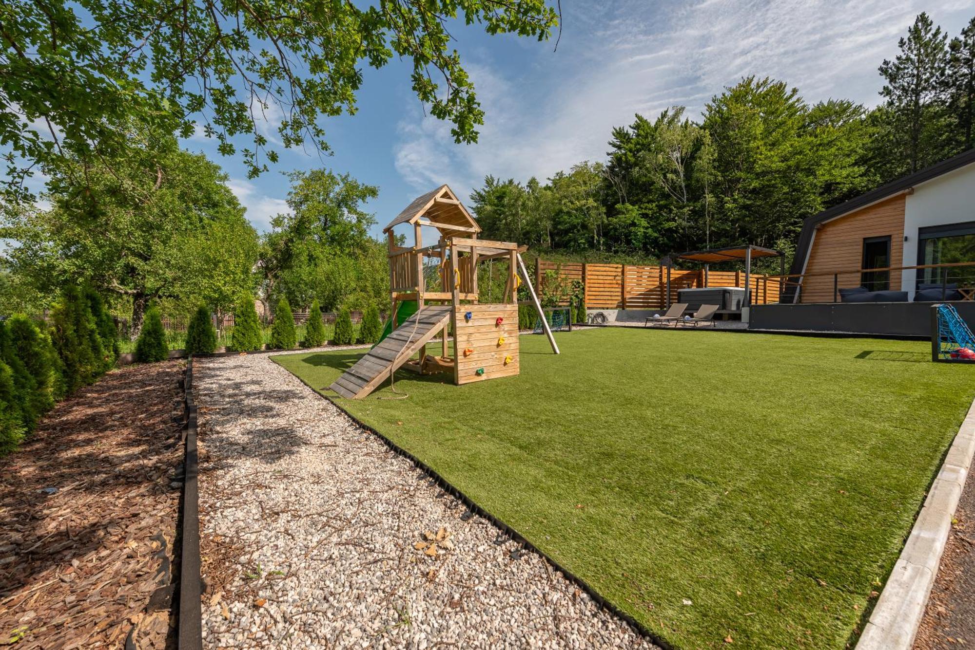 Oak House Villa Brusane Bagian luar foto